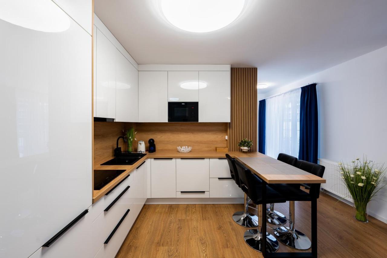Azure Premium Dreams Apartment